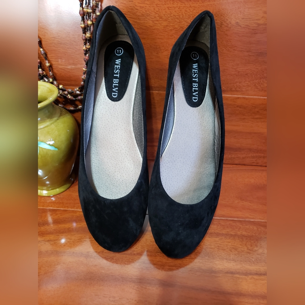 Black Ballet Flats Suede West Blvd Available In Different Sizes - Picture 2 of 4